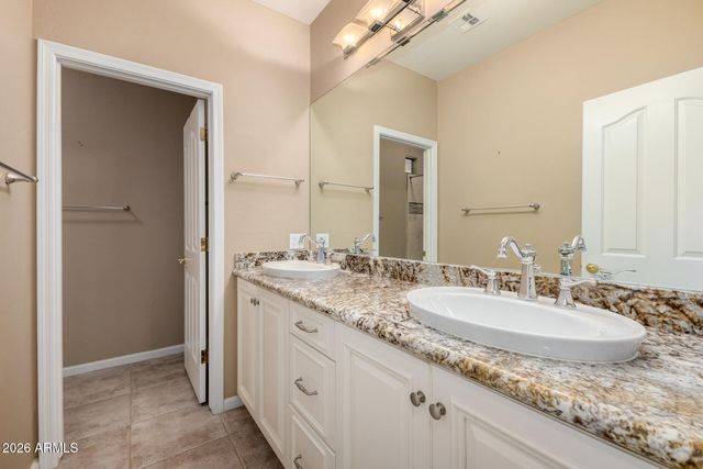 648 S ROANOKE Street, Gilbert, AZ 85296