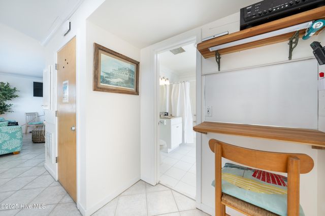 15 Nathan Street Unit 307, Wrightsville Beach, NC 28480