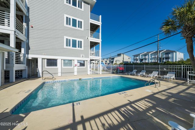 15 Nathan Street Unit 307, Wrightsville Beach, NC 28480