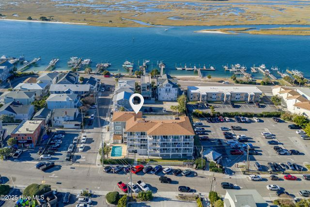 15 Nathan Street Unit 307, Wrightsville Beach, NC 28480