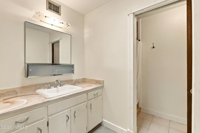 2544 W Calle Tonala, Tucson, AZ 85745