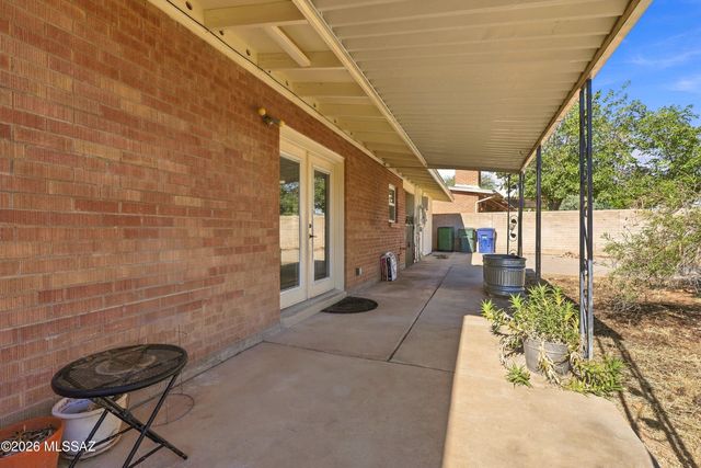 2544 W Calle Tonala, Tucson, AZ 85745