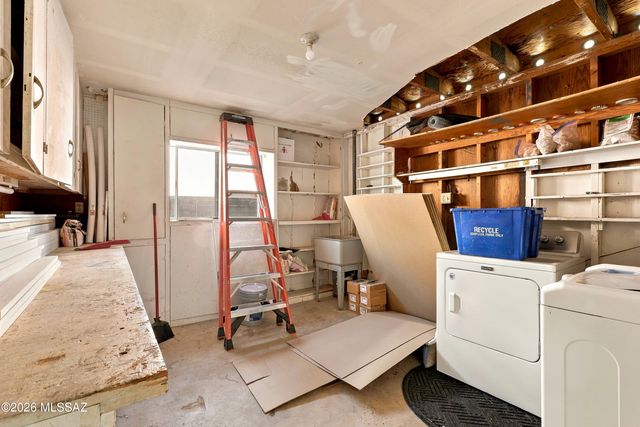 2544 W Calle Tonala, Tucson, AZ 85745