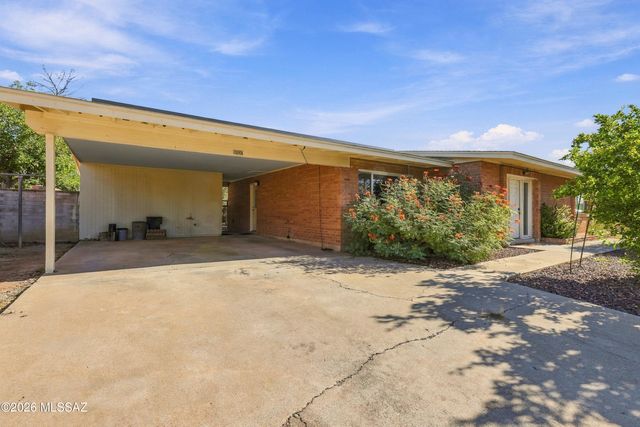 2544 W Calle Tonala, Tucson, AZ 85745