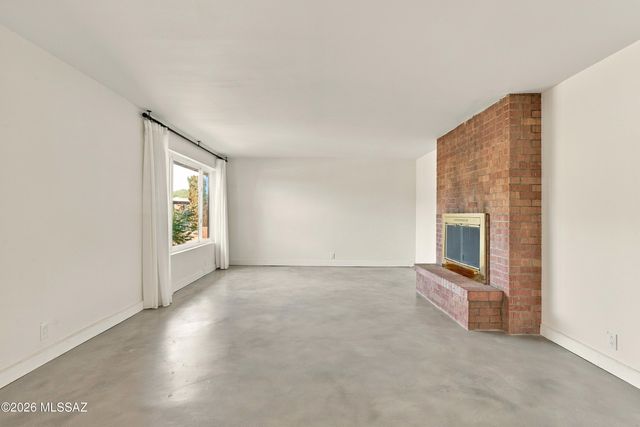 2544 W Calle Tonala, Tucson, AZ 85745