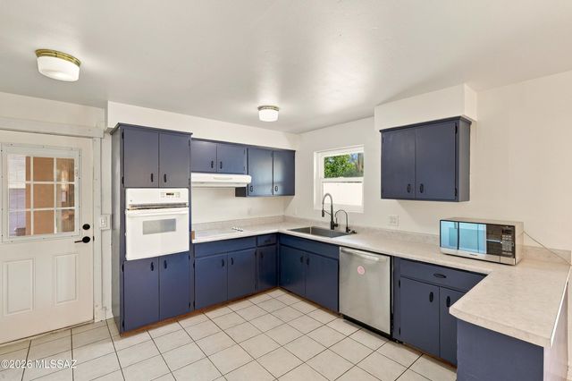 2544 W Calle Tonala, Tucson, AZ 85745