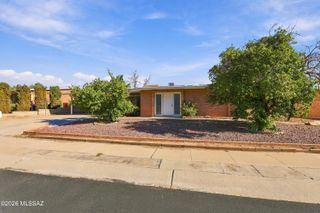 2544 W Calle Tonala, Tucson, AZ 85745