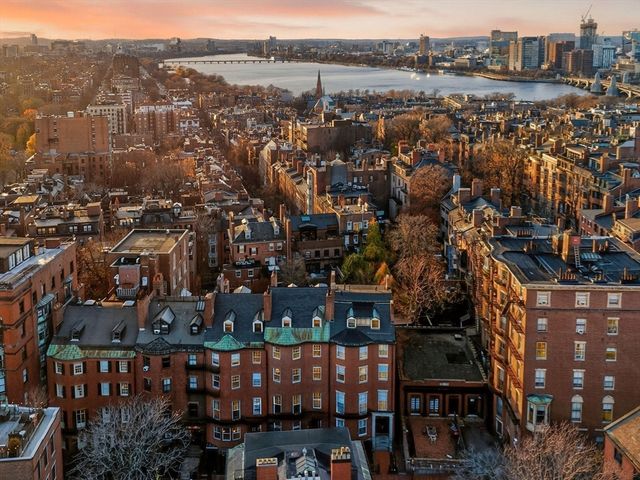 4 Joy St PH, Boston, MA 02108