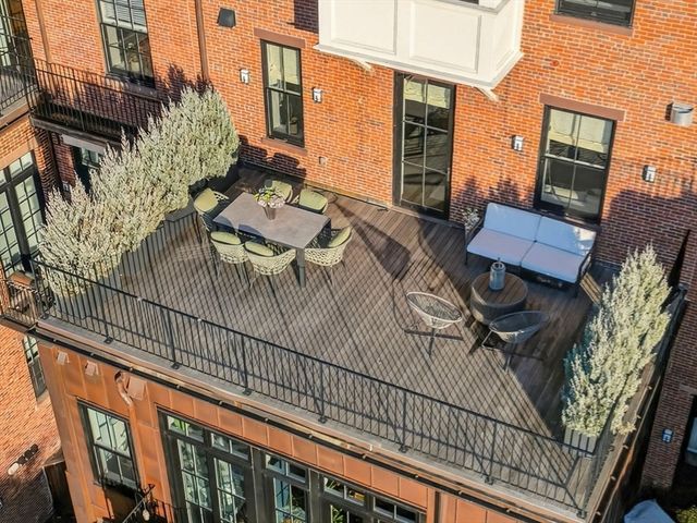 4 Joy St PH, Boston, MA 02108