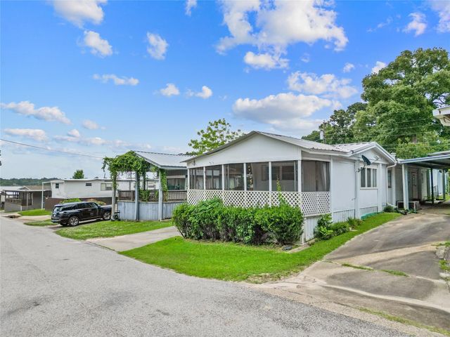 122 N Panuco Drive, Trinity, TX 75862