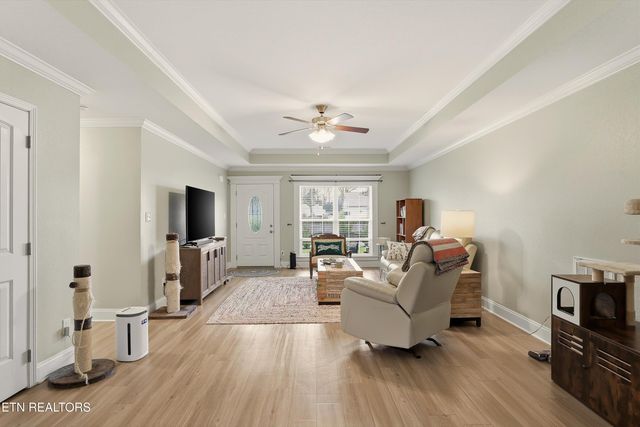 530 Roper Way, Walland, TN 37886