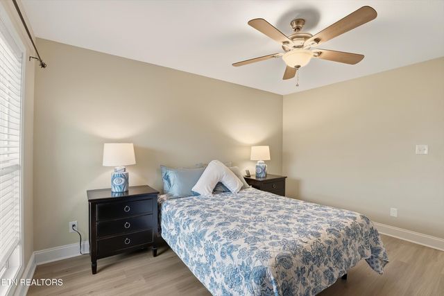 530 Roper Way, Walland, TN 37886