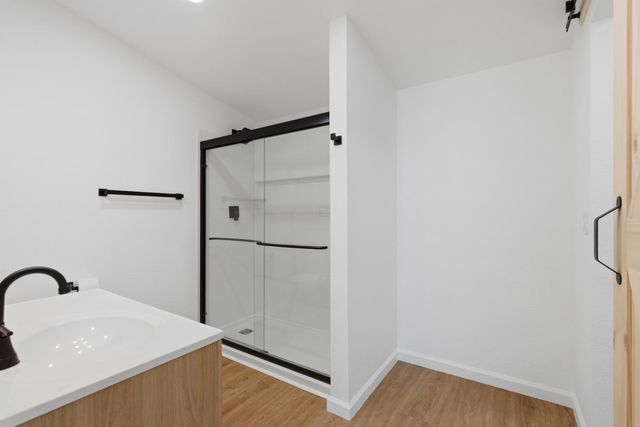 404 Mesa St, Wheatland, CA 95692