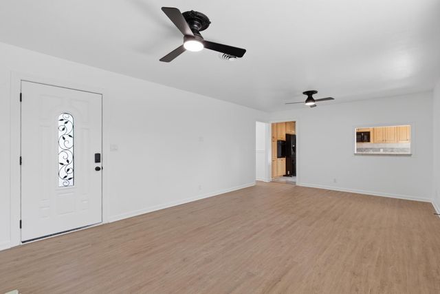 404 Mesa St, Wheatland, CA 95692