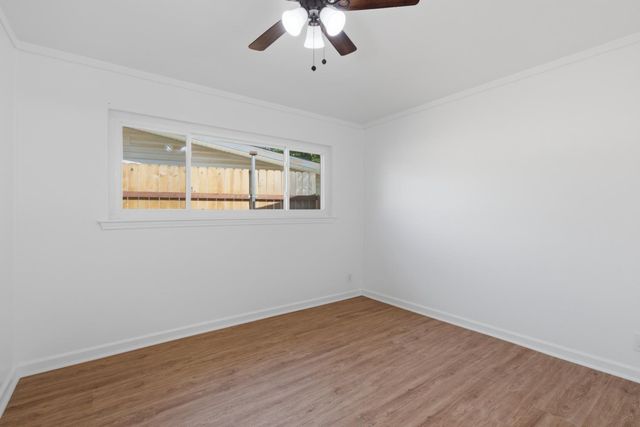 404 Mesa St, Wheatland, CA 95692