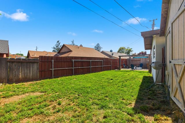 404 Mesa St, Wheatland, CA 95692