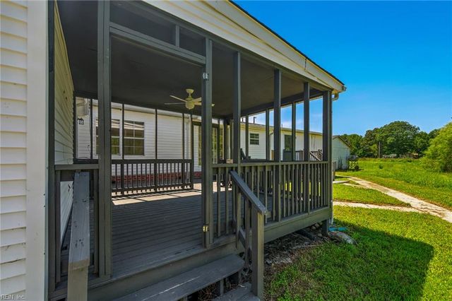 2349 Skeetertown RD, Suffolk, VA 23434