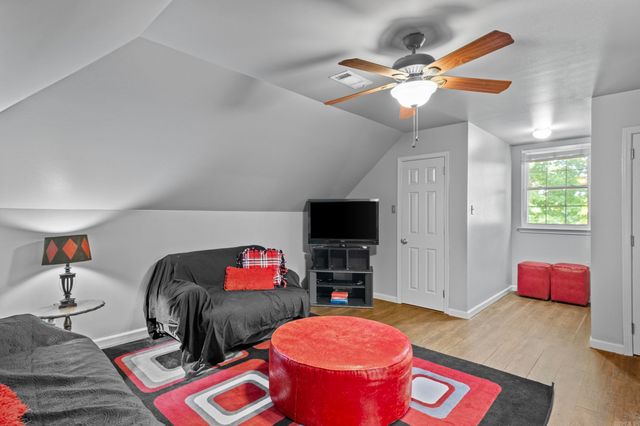 5301 Timber Creek Cir, North Little Rock, AR 72116