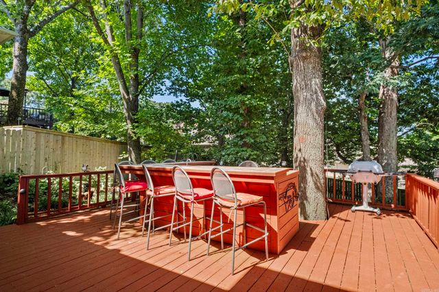 5301 Timber Creek Cir, North Little Rock, AR 72116