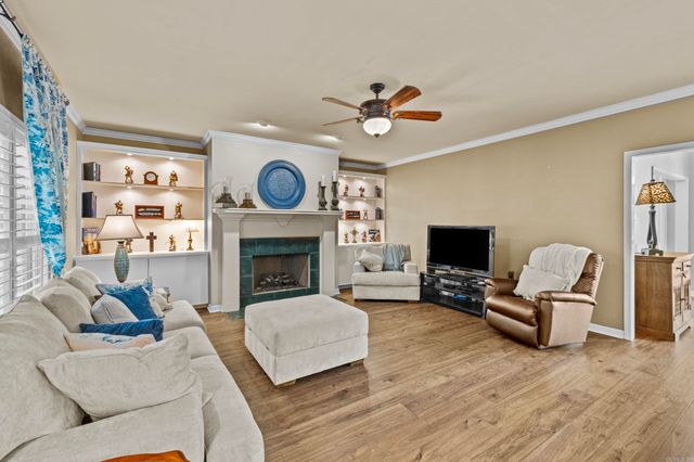 5301 Timber Creek Cir, North Little Rock, AR 72116