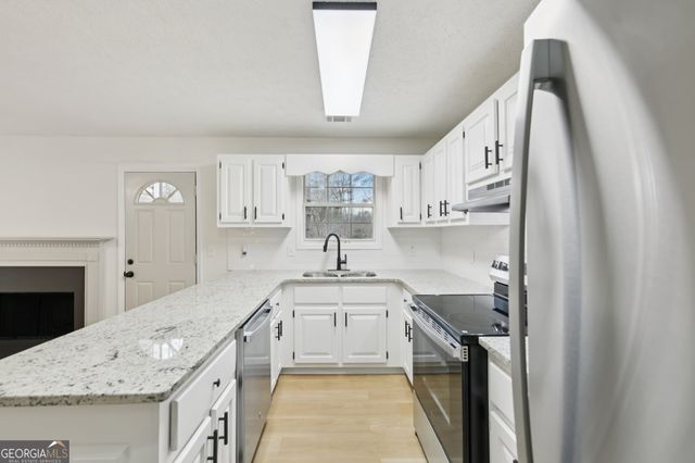 333 Whiskey Still Drive, Cleveland, GA 30528