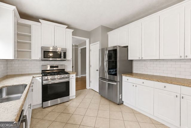 2398 Lake Villas Court, Duluth, GA 30097