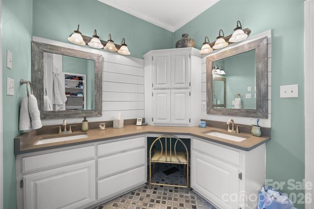 2255 Drawbridge Court, Rock Hill, SC 29732