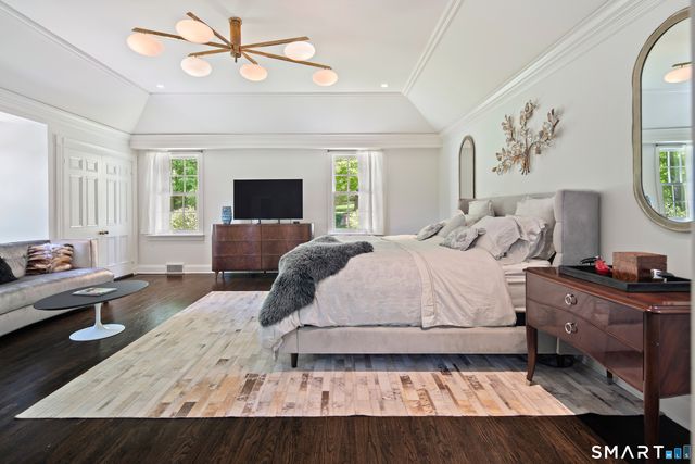 25 Father Peters Lane, New Canaan, CT 06840