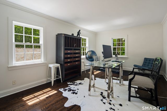 25 Father Peters Lane, New Canaan, CT 06840