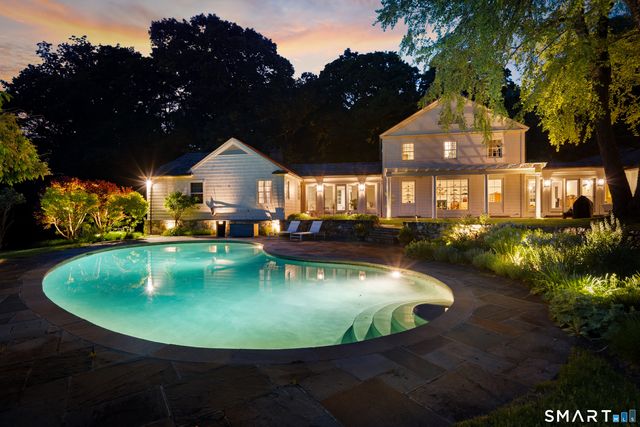 25 Father Peters Lane, New Canaan, CT 06840