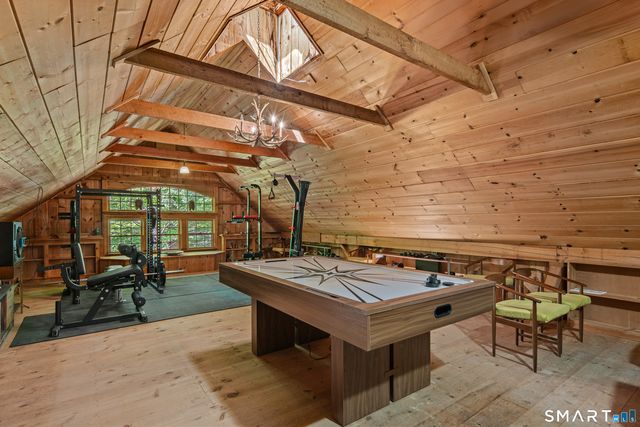 25 Father Peters Lane, New Canaan, CT 06840