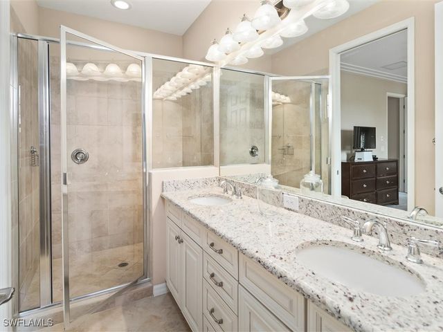 9071 Albion LN N 5703, Naples, FL 34113