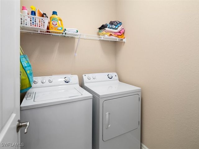 9071 Albion LN N 5703, Naples, FL 34113