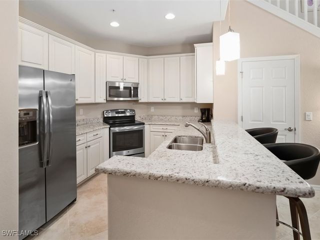 9071 Albion LN N 5703, Naples, FL 34113