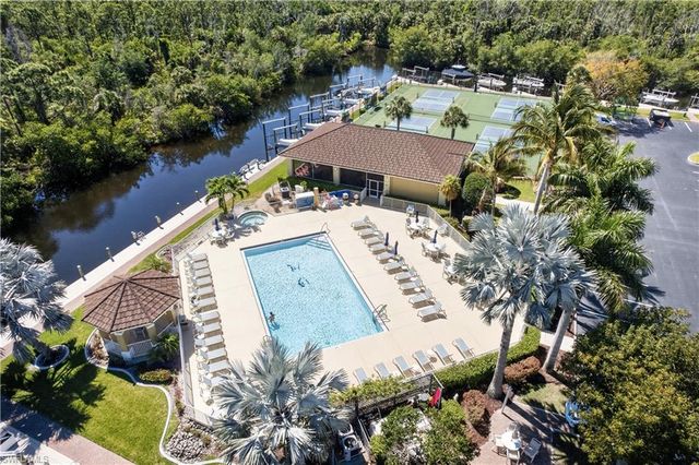 1783 Four Mile Cove PKWY 212, Cape Coral, FL 33990