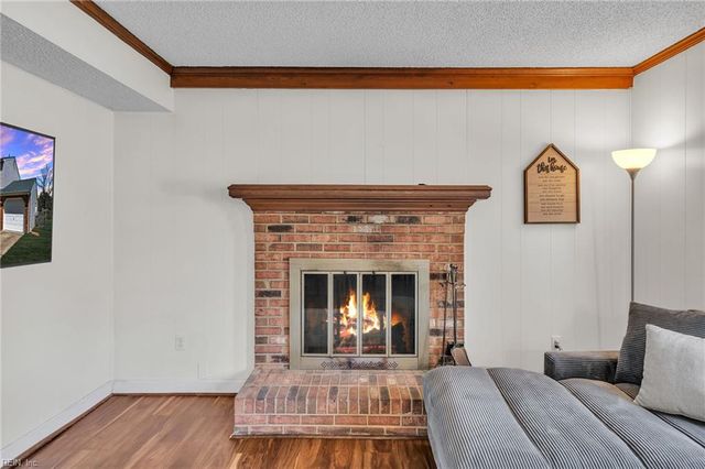 5144 Edon Hall LN, Virginia Beach, VA 23464