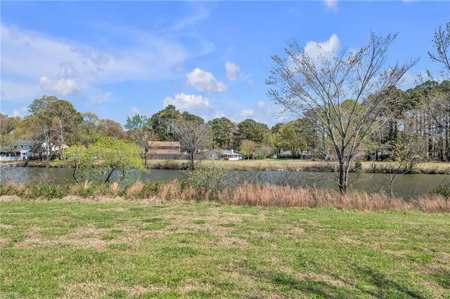 5144 Edon Hall LN, Virginia Beach, VA 23464