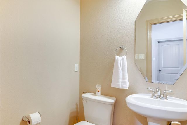 8470 Coral Cove Pass Lane, Conroe, TX 77304