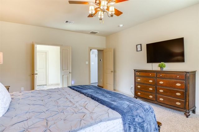 8470 Coral Cove Pass Lane, Conroe, TX 77304