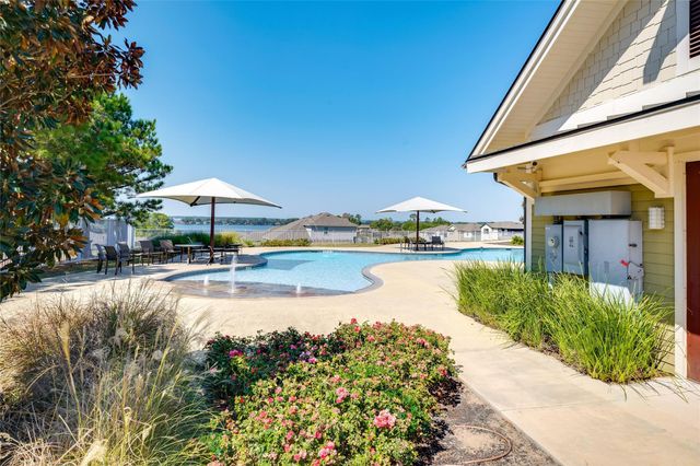 8470 Coral Cove Pass Lane, Conroe, TX 77304
