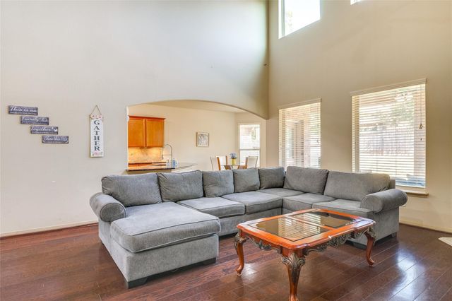 8470 Coral Cove Pass Lane, Conroe, TX 77304