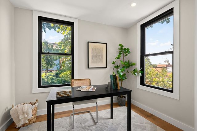 18 Yale Terrace 2, Boston, MA 02130