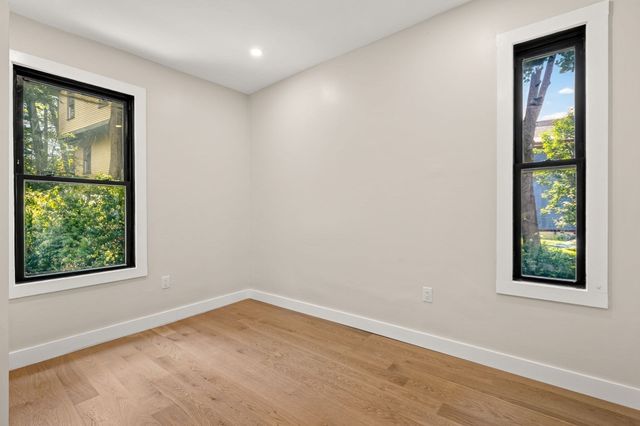 18 Yale Terrace 2, Boston, MA 02130