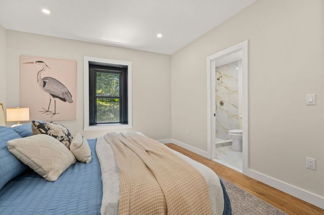 18 Yale Terrace 2, Boston, MA 02130