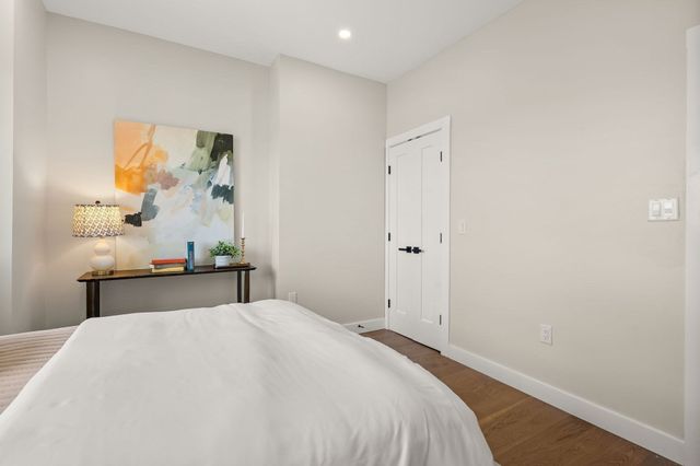 18 Yale Terrace 2, Boston, MA 02130