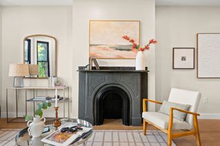 18 Yale Terrace 2, Boston, MA 02130