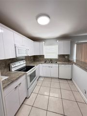 5711 Blueberry Ct 130, Lauderhill, FL 33313