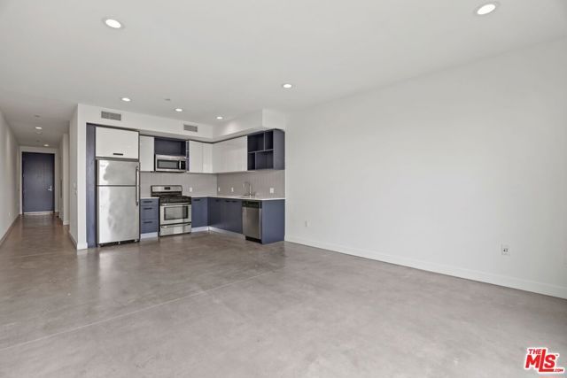 10810 Palms Boulevard 303, Los Angeles, CA 90034