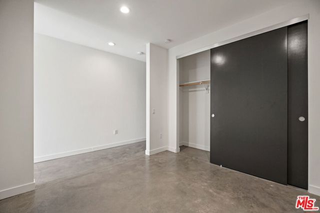 10810 Palms Boulevard 303, Los Angeles, CA 90034