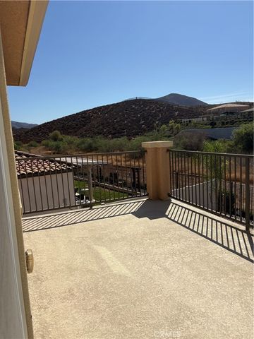 32865 Marin Fields Rd, Temecula, CA 92596